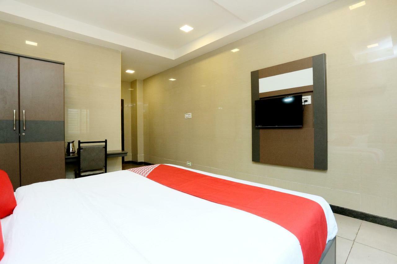 Oyo 18808 Hotel Rsn International Rameswaram Bagian luar foto